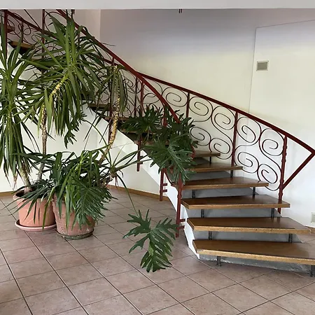 The Nest - Pool & Garden 5 Minutes From Garda