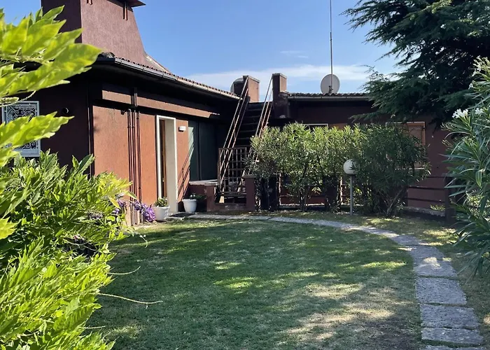 Apartment The Nest - Pool & Garden 5 Minutes From Garda