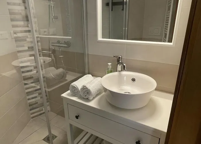 Apartment The Nest - Pool & Garden 5 Minutes From Garda Costermano